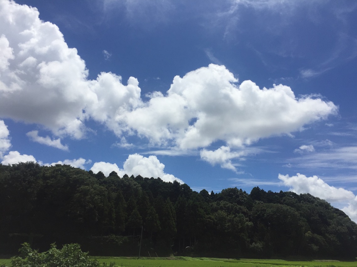 入道雲の描き方　夏空の背景イラスト